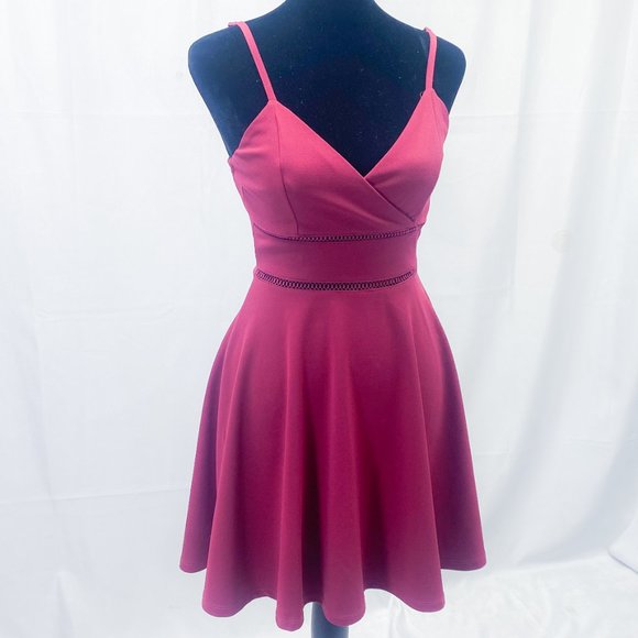 Red Skater Dress XXS Francesca's Mi Ami Brand Fit & Flare Flirty Dance Mini Teen - Picture 2 of 14